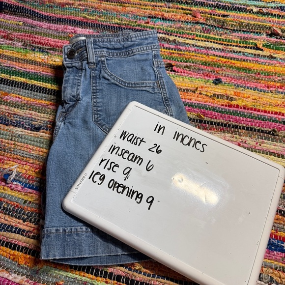 vintage lee light wash bermuda denim shorts high rise utility style size 26 - Picture 5 of 6